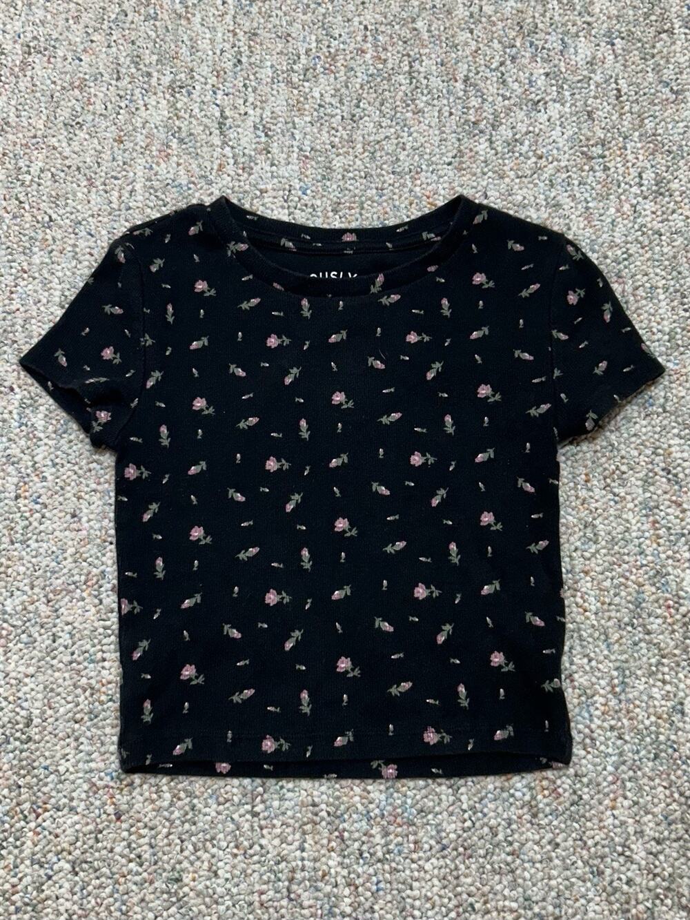 Aeropostale Top Womens Size XS Black Floral Ribbed Seriously Soft Crop Baby